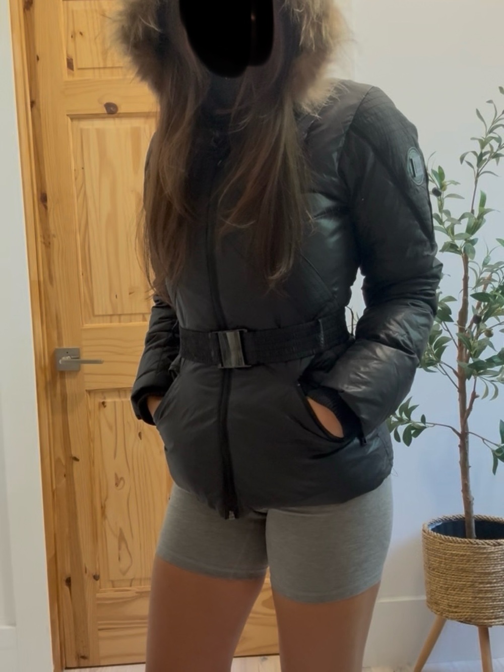 Black Puffer Belted Hooded Jacket - Unbranded